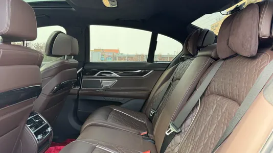 BMW 7 Series (G11) 740d xDrive M 2021 10