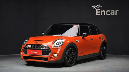 MINI S 5 2018