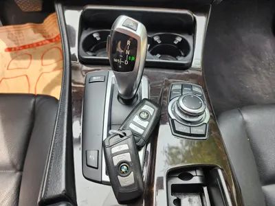 BMW 5 Series (F10) 520d 2011 12