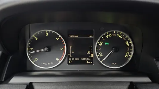 Land Rover 4 3.0 SDV6 SE 2013 8