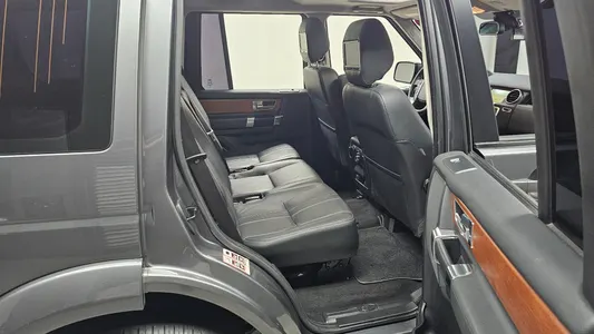 Land Rover 4 3.0 SDV6 SE 2013 12
