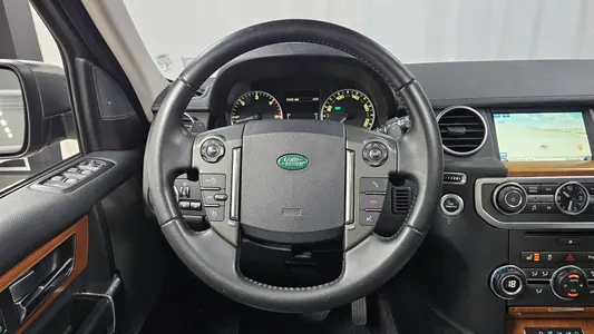 Land Rover 4 3.0 SDV6 SE 2013 13