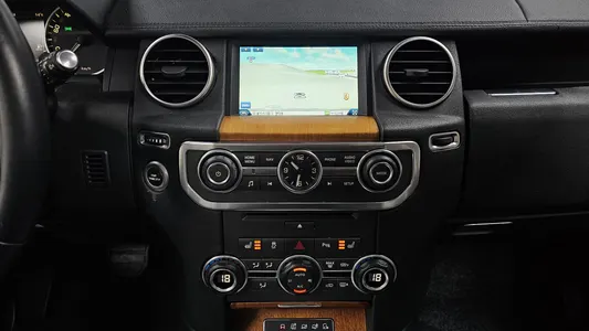 Land Rover 4 3.0 SDV6 SE 2013 15