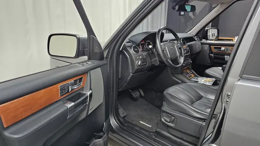 Land Rover 4 3.0 SDV6 SE 2013 10