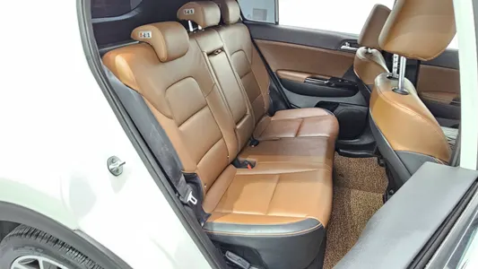 Kia 스포티지 더 볼드 2.0 2WD 2019 12