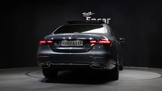 Mercedes-Benz E-Class W213 E450 4MATIC 2021 4