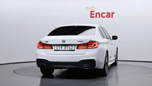 BMW 5 Series (G30) 530i xDrive M 2018 4