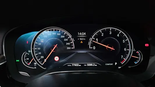 BMW 5 Series (G30) 530i xDrive M 2018 8