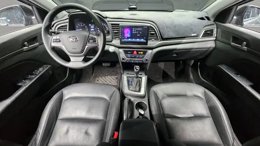 Hyundai AD 1.6 GDI 2016 7
