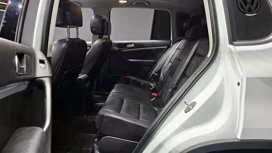 Volkswagen 티구안 2.0 TDI 2015 12