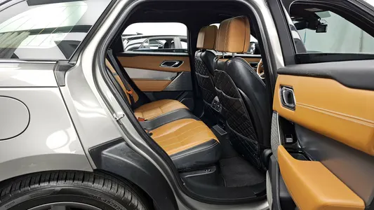 Land Rover 레인지로버 벨라 3.0 D300 R- HSE 2019 35
