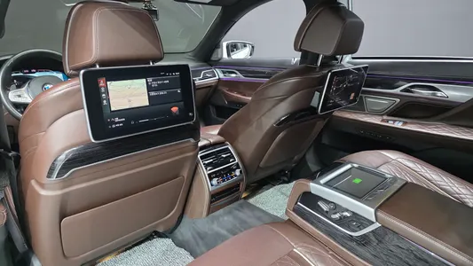 BMW 7 Series (G11) 730Ld xDrive M 2020 18