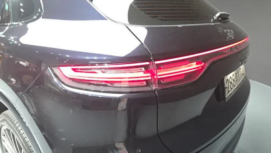 Porsche (PO536) 3.0 2020 23