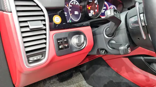 Porsche (PO536) 3.0 2020 28