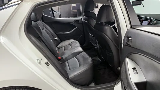 Kia K5 LPI 2015 11