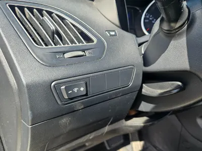 Hyundai ix 2WD LX20 2009 10