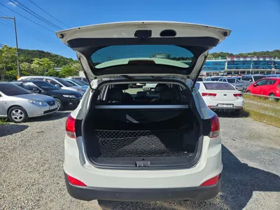 Hyundai ix 2WD LX20 2009 17