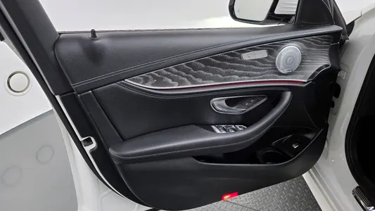 Mercedes-Benz E-Class W213 E350 4MATIC AMG Line 2020 24