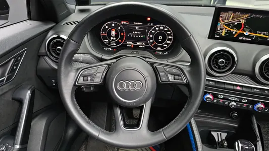 Audi Q2 35 TDI 2023 12