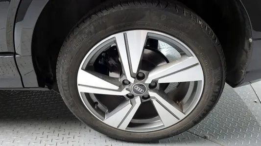 Audi Q2 35 TDI 2023 21