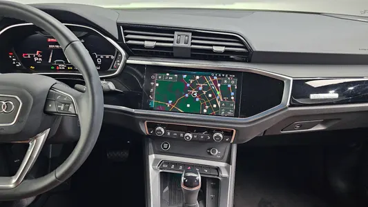 Audi Q3 (F3) 35 TDI 2025 13