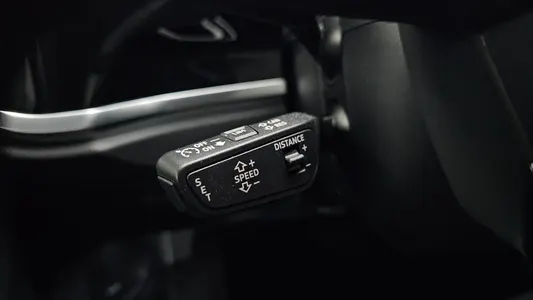 Audi Q3 (F3) 35 TDI 2025 19