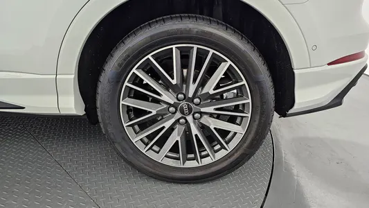 Audi Q3 (F3) 35 TDI 2025 21