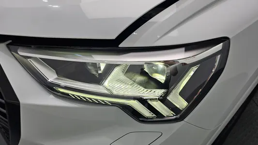 Audi Q3 (F3) 35 TDI 2025 22