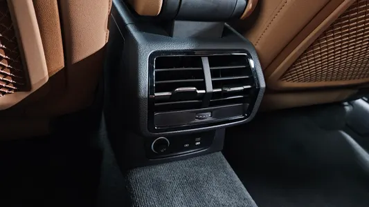 Audi Q3 (F3) 35 TDI 2025 31
