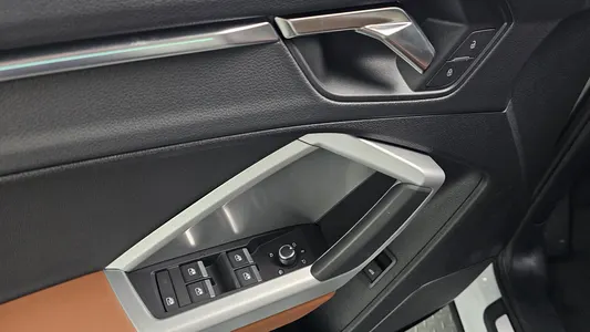Audi Q3 (F3) 35 TDI 2025 29