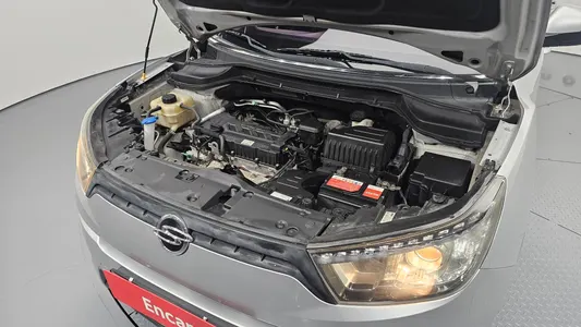 KG Mobility Tivoli VX 2WD 2015 6