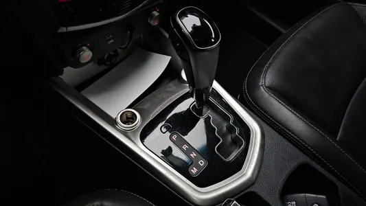 KG Mobility Tivoli VX 2WD 2015 9