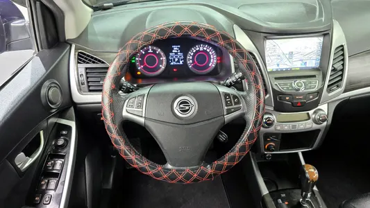 KG Mobility C 2.2 RX 4WD 2015 13