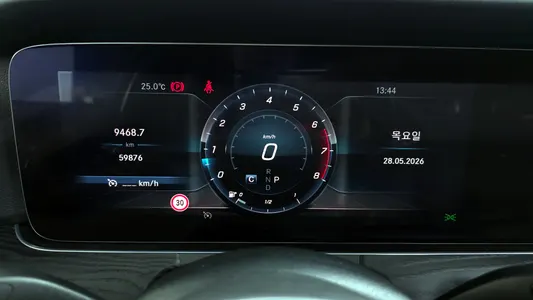 Mercedes-Benz E-Class W213 E300 4MATIC 2019 8
