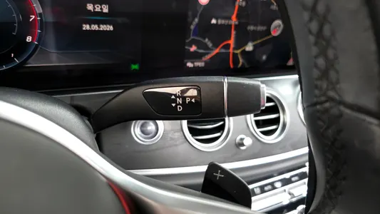 Mercedes-Benz E-Class W213 E300 4MATIC 2019 9