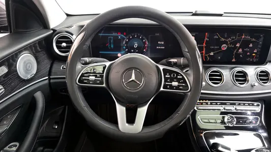 Mercedes-Benz E-Class W213 E300 4MATIC 2019 13