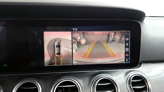 Mercedes-Benz E-Class W213 E300 4MATIC 2019 14