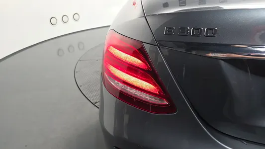 Mercedes-Benz E-Class W213 E300 4MATIC 2019 23