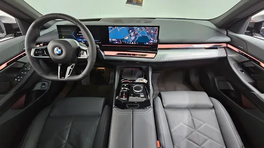 BMW 5 Series (G60) 530i xDrive M 2025 7