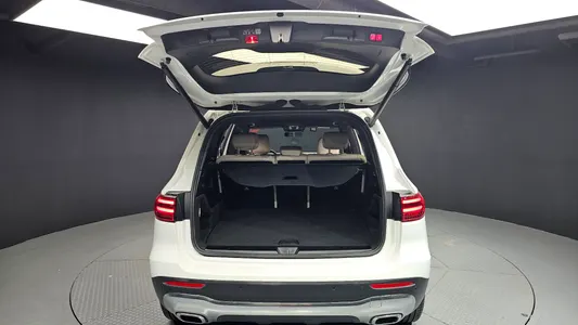 Mercedes-Benz GLB-Class X247 GLB200 d 2024 20