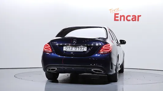 Mercedes-Benz C-Class W205 C200 AMG Line 2016 4