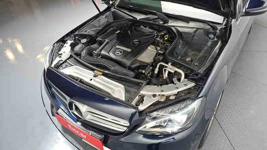 Mercedes-Benz C-Class W205 C200 AMG Line 2016 6