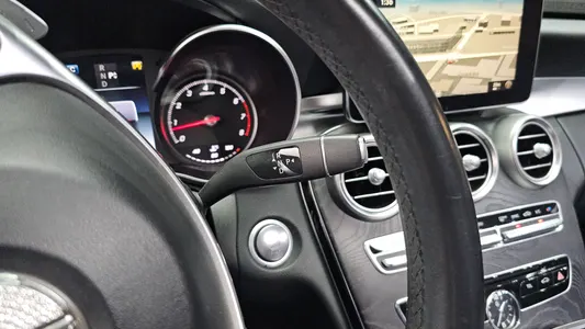 Mercedes-Benz C-Class W205 C200 AMG Line 2016 9