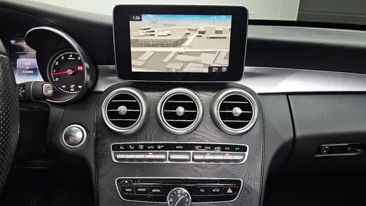 Mercedes-Benz C-Class W205 C200 AMG Line 2016 14