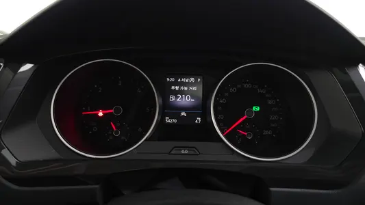 Volkswagen 2 2.0 TDI 2020 8