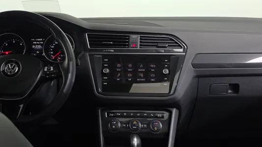 Volkswagen 2 2.0 TDI 2020 12