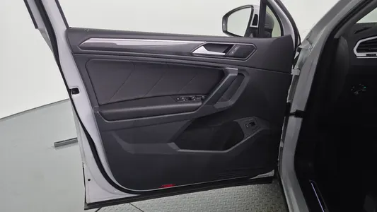 Volkswagen 2 2.0 TDI 2020 24