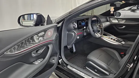 Mercedes-Benz AMG GT 4 43 4MATIC+ 2024 10