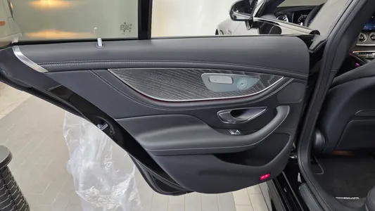 Mercedes-Benz AMG GT 4 43 4MATIC+ 2024 25