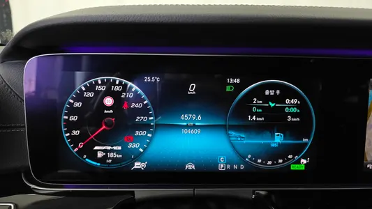 Mercedes-Benz AMG GT 4 43 4MATIC+ 2019 8